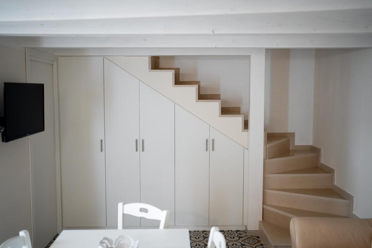Casa Vacanza La Zagara モットラ エクステリア 写真
